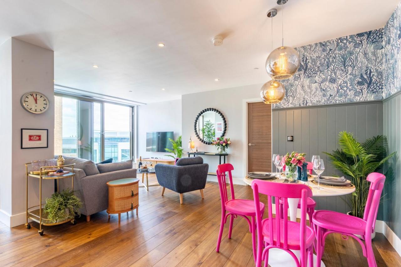 Out Of Office @ Ryedale House Apartment ยอร์ค ภายนอก รูปภาพ