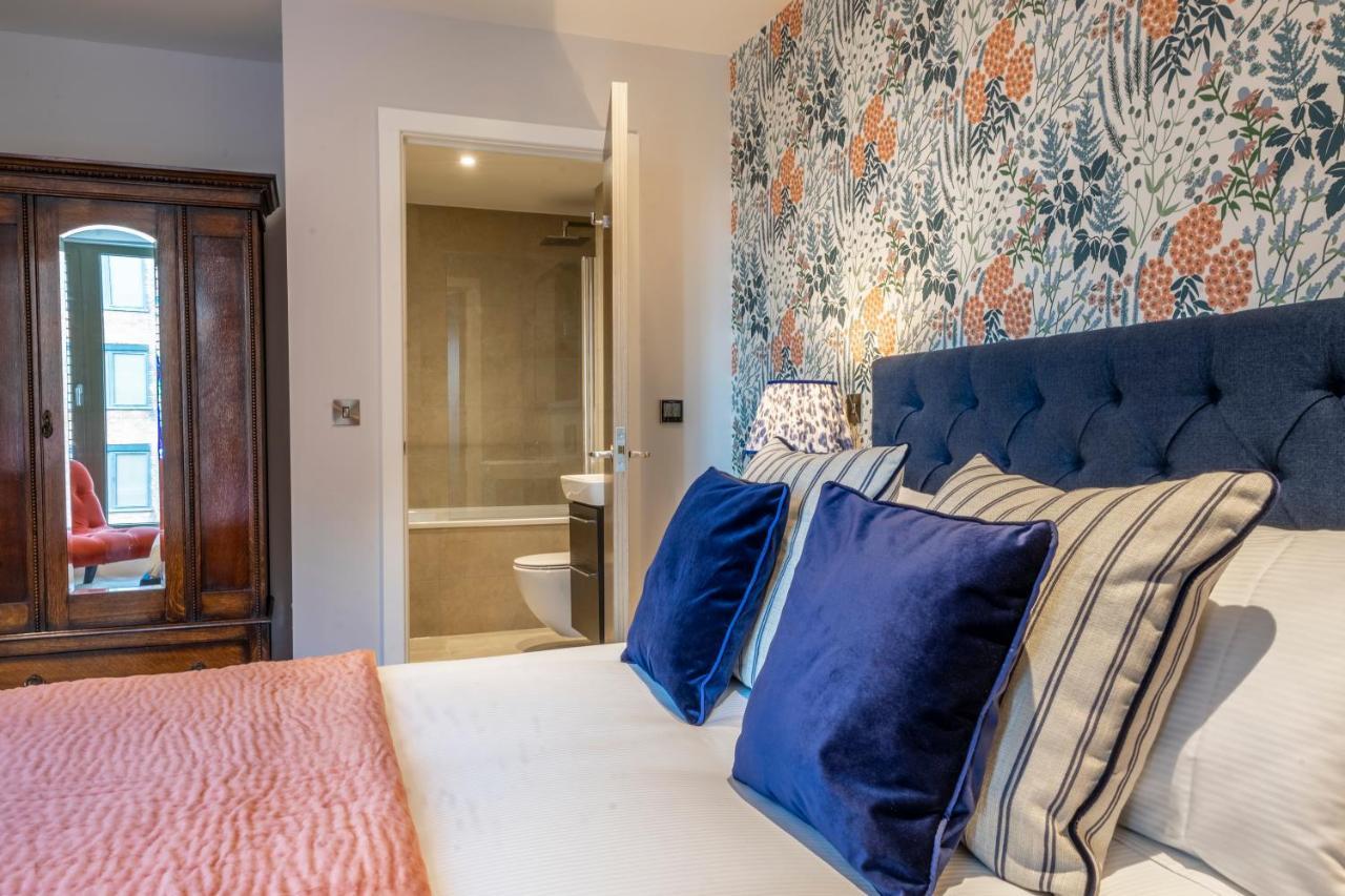 Out Of Office @ Ryedale House Apartment ยอร์ค ภายนอก รูปภาพ