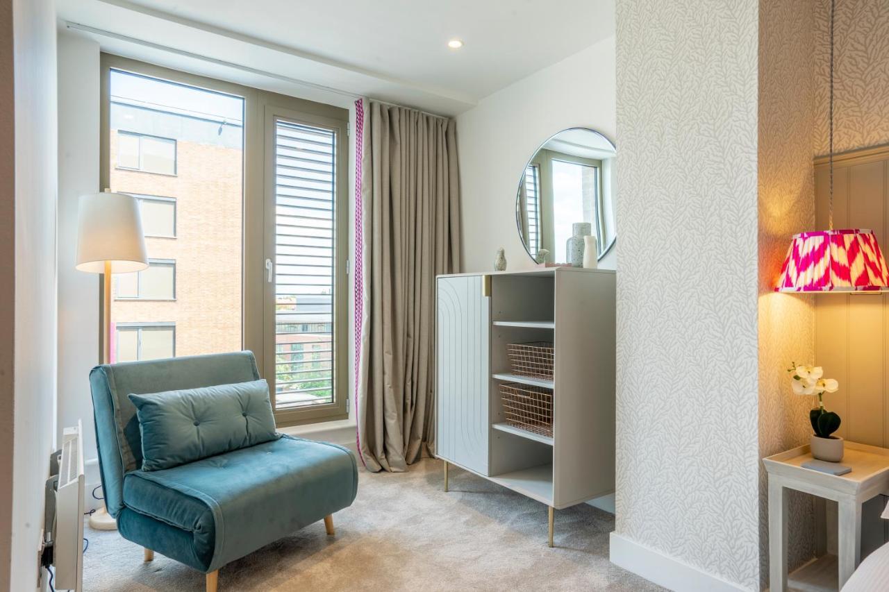 Out Of Office @ Ryedale House Apartment ยอร์ค ภายนอก รูปภาพ